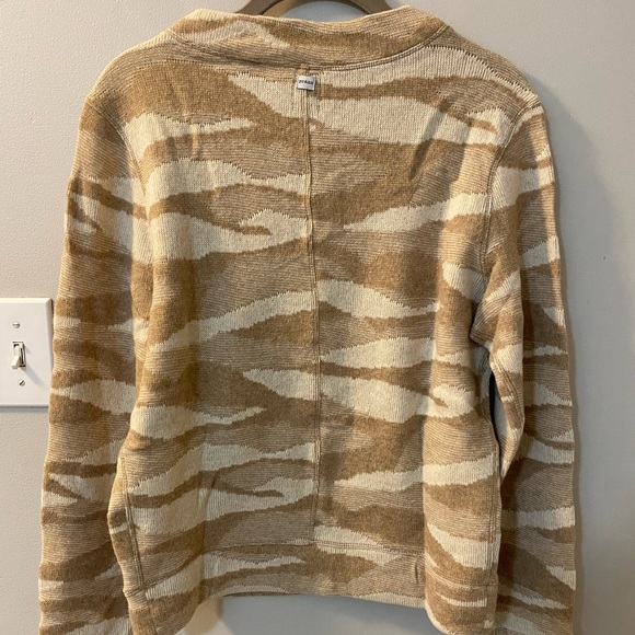 Prana Skowbound Sweater size small. Beige/cream design in wool blend. - Picture 4 of 9